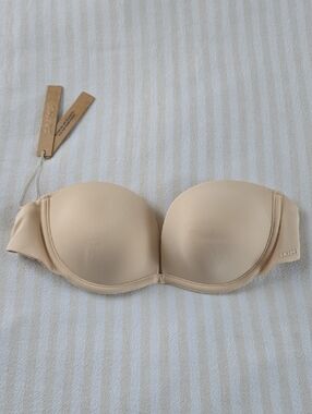 SKIMS Multi-way Bra Size:32C Sand